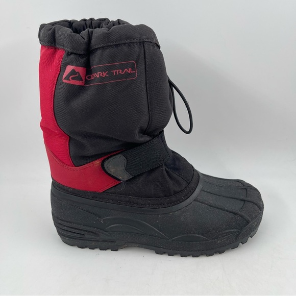 Ozark Trail Other - Ozark Trail Kids Kendall 7 Black Red Insulated Winter Snow Boots - Size 3 Youth